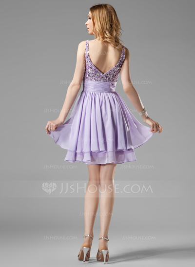 A-Line/Princess V-neck Knee-Length Chiffon Homecoming Dress With Ruffle Beading Sequins (022004341)