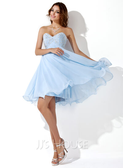 Empire Sweetheart Knee-Length Chiffon Homecoming Dress With Beading (022020904)
