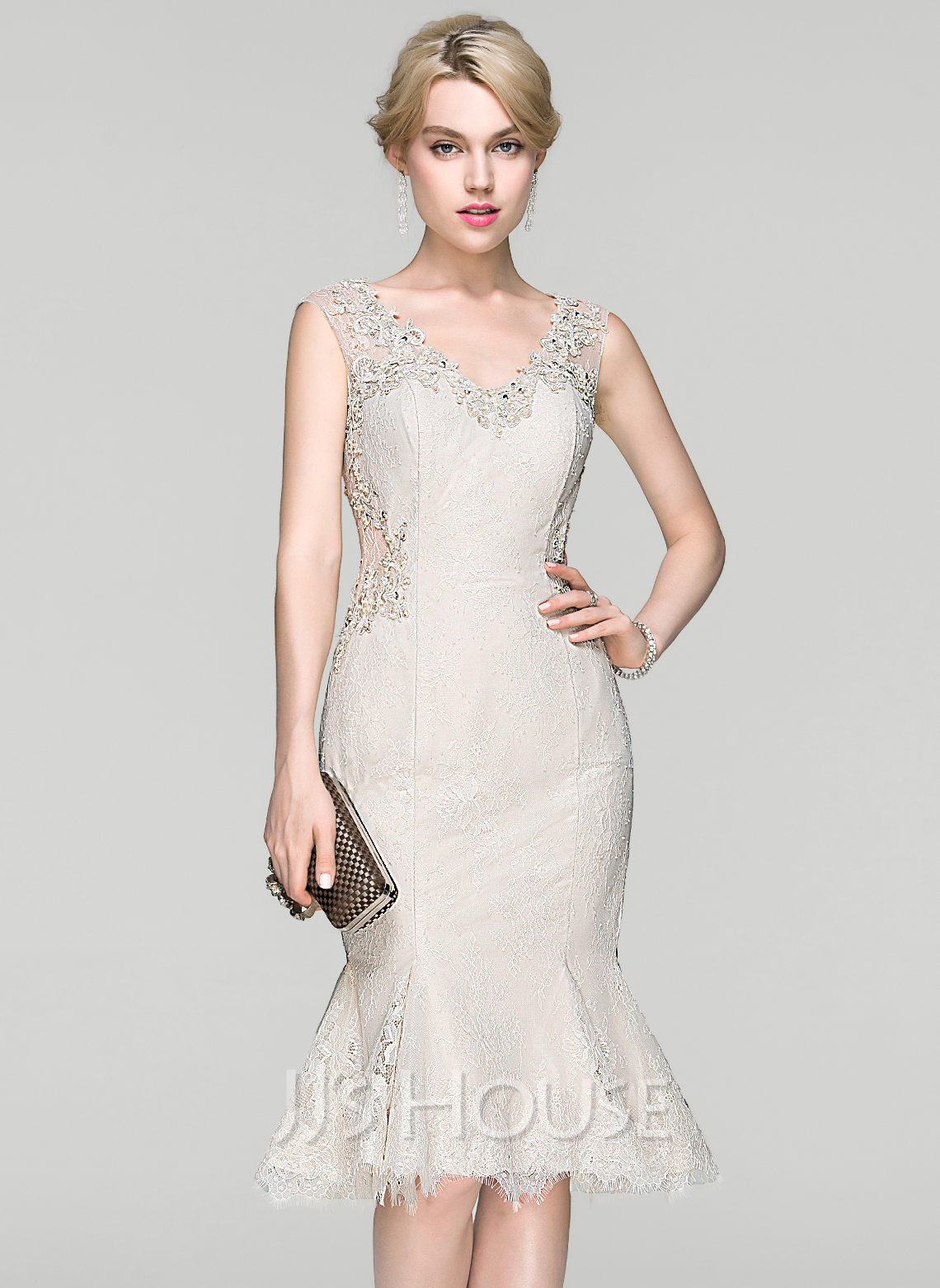 Trumpet/Mermaid Vneck KneeLength Lace Cocktail Dress With Beading Sequins (016094386) JJsHouse