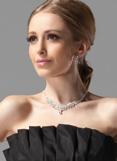 Gorgeous Alloy With Rhinestones Wedding Bridal Jewelry Set(011004472)