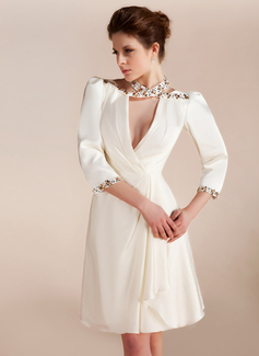 A-Line/Princess Halter Knee-Length Cocktail Dress With Ruffle Beading (016019692)