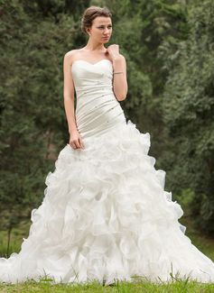 A-Line/Princess Sweetheart Chapel Train Wedding Dress With Ruffle Beadwork Sequins (002024695)