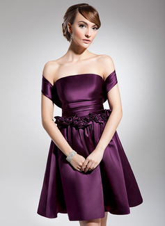 A-Line/Princess Off-the-Shoulder Knee-Length Satin Homecoming Dress With Ruffle Flower(s) (022014702)