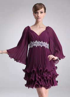 A-Line/Princess V-neck Short/Mini Chiffon Homecoming Dress With Ruffle Beading (022009927)