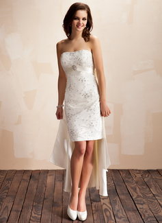 Sheath/Column Sweetheart Asymmetrical Satin Lace Wedding Dress With Beadwork Crystal Brooch Sequins (002012842)