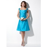 A-Line/Princess Off-the-Shoulder Knee-Length Taffeta Bridesmaid Dress With Ruffle Beading (007001040)