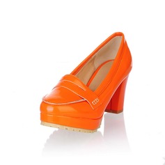 Patent Leather Chunky Heel Closed Toe Platform Pumps (085025201)