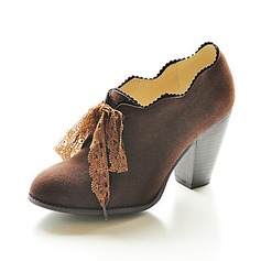 Suede Chunky Heel Closed Toe Ankle Boots (088013667)