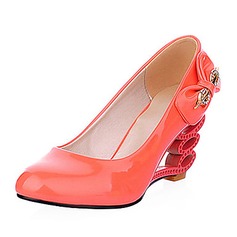 Patent Leather Wedge Heel Closed Toe Pumps With Bowknot (085015192)