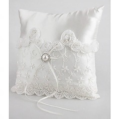 Lovely Wedding Ring Pillow In White Satin With Pear And Laces (103018231)