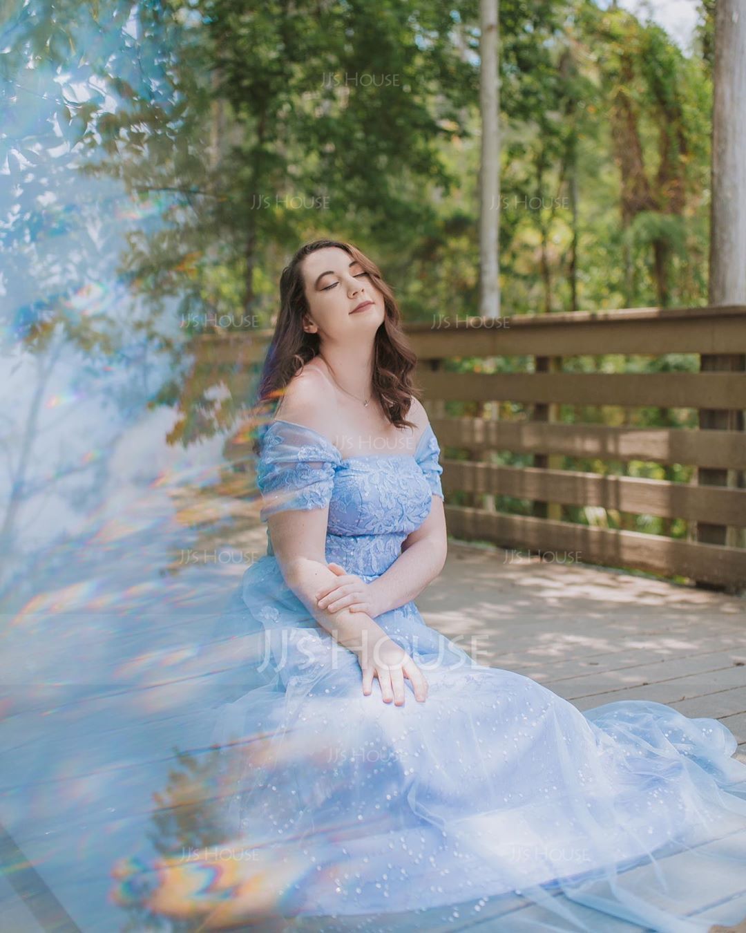 A-Line Off-the-Shoulder Off-the-Shoulder Sweep Train Tulle Wedding Dress With Sequins (002235190)