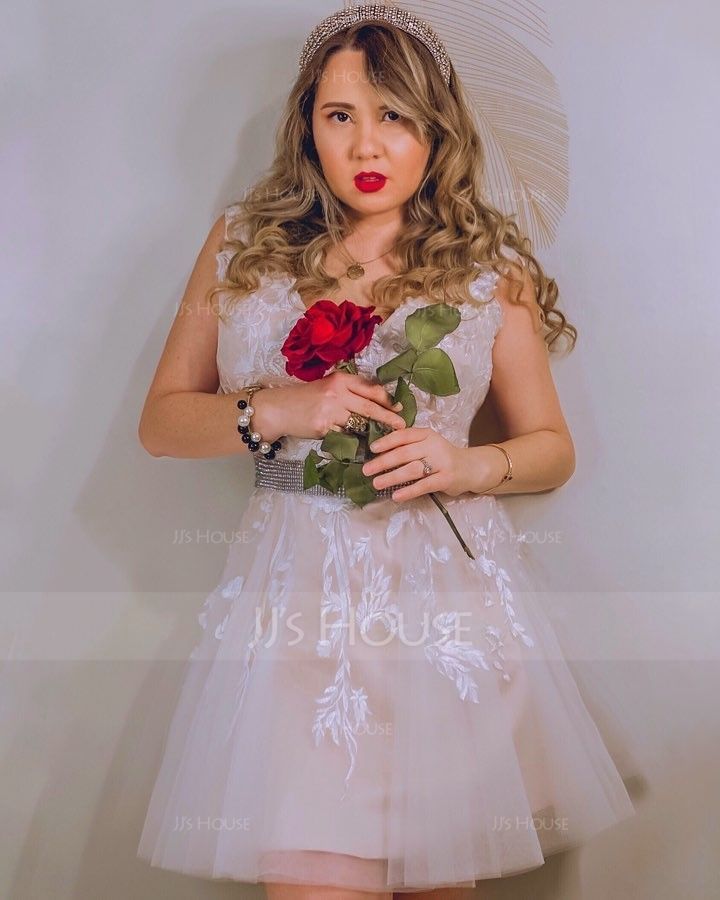 Corte A Escote en V Corto/Mini Tul Vestido de novia con Encaje Cuentas (002207447)
