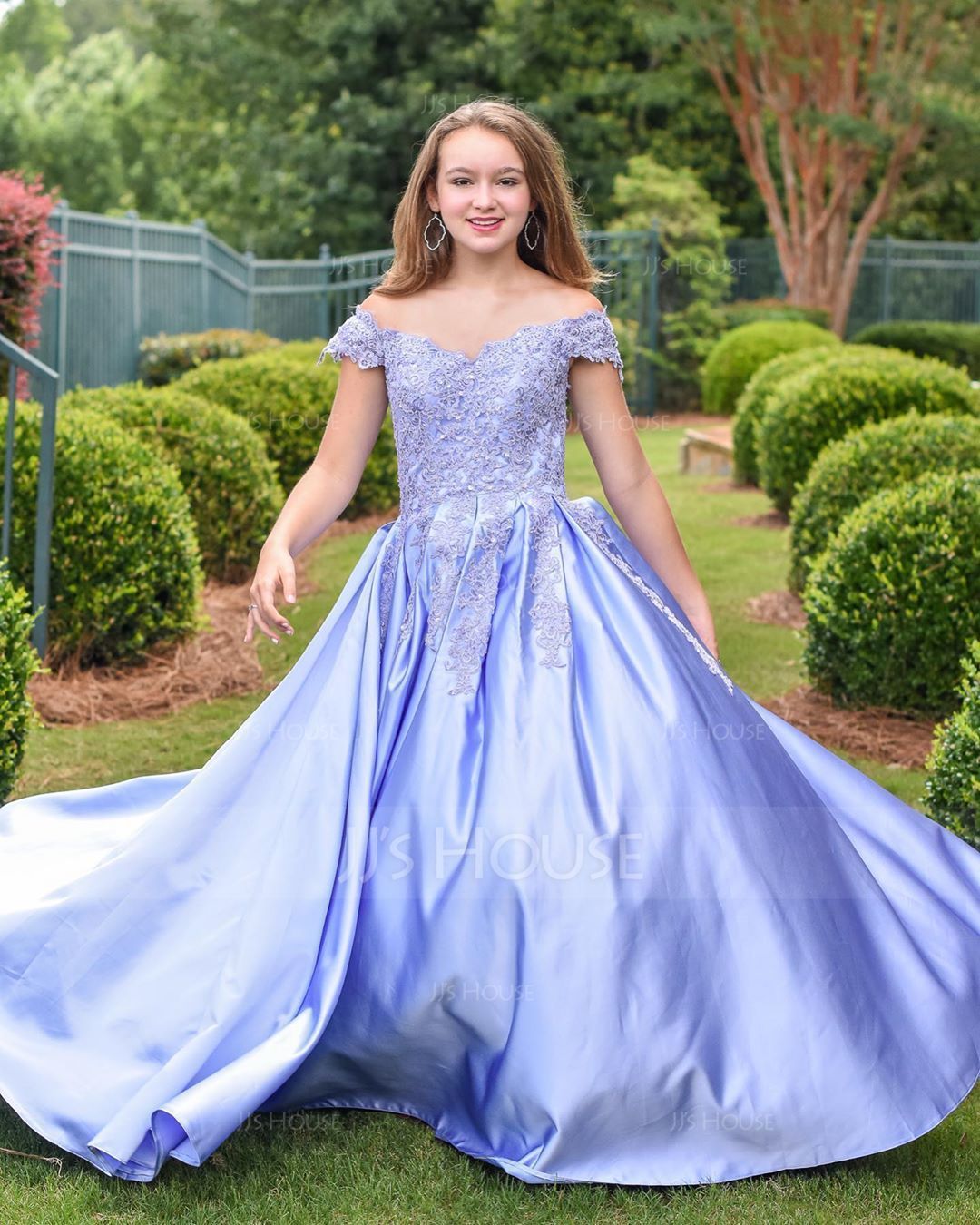 Ball-Gown/Princess Off-the-Shoulder Floor-Length Satin Prom Dresses With Beading Sequins (018138377)