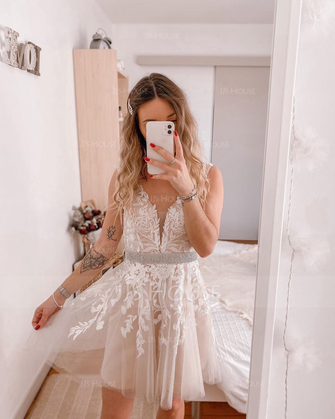 Corte A Escote en V Corto/Mini Tul Vestido de novia con Encaje Cuentas (002207447)