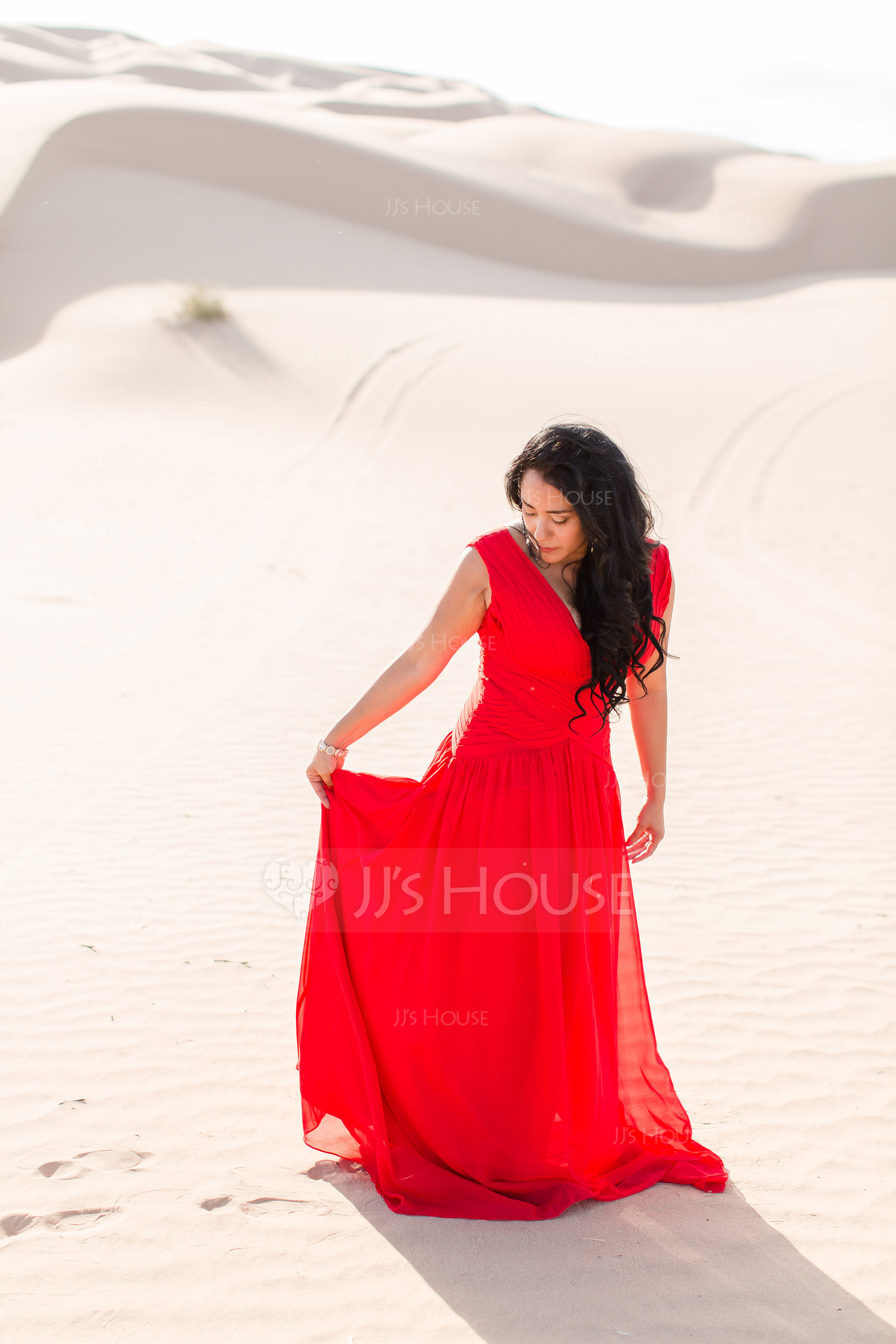A-Linie/Princess-Linie V-Ausschnitt Bodenlang Chiffon Abendkleid mit Rüschen (017071582)