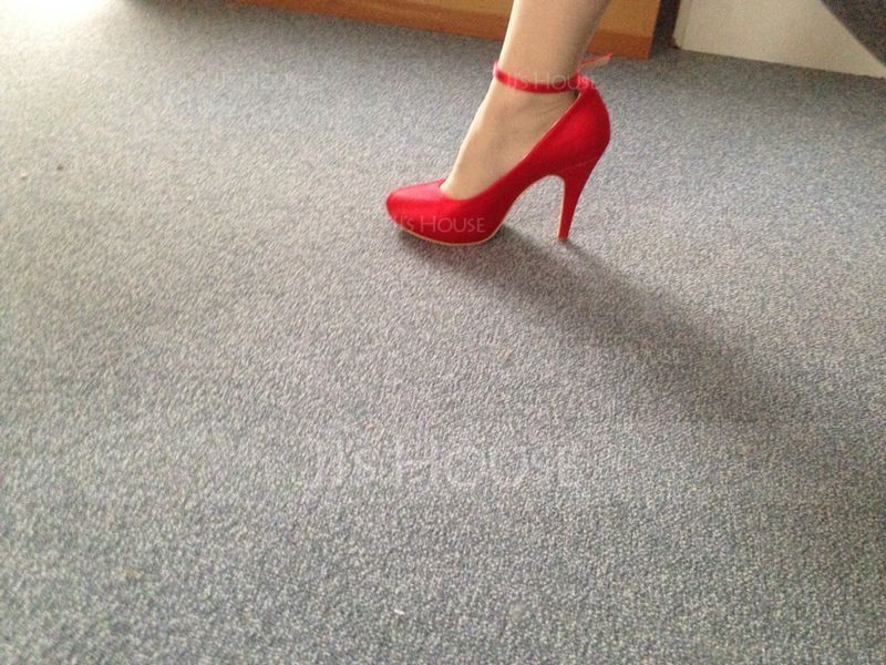 Women's Satin Cone Heel Closed Toe Pumps (273214613)
